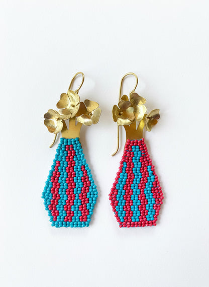 Pendientes Jarron de flores de Carolina Olivares