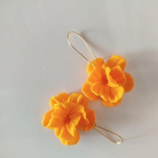 Flor simple amarilla